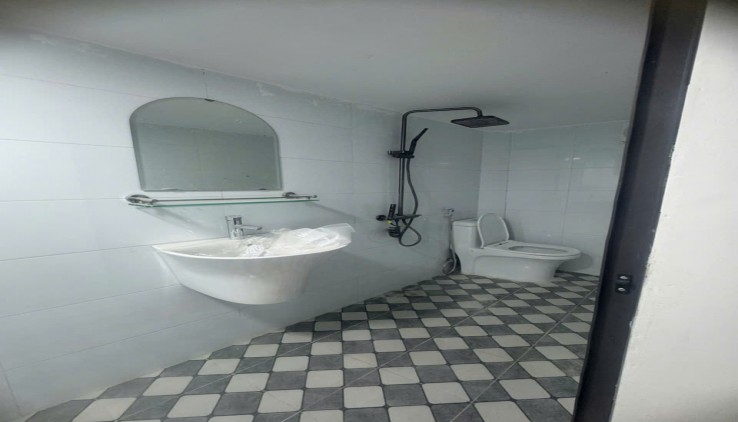 Kịch độc, nhỉnh 2 tỷ có ngay hộ khẩu Thanh Xuân, Lê Trọng Tấn 38m2, 2 tầng, 2 ngủ đủ công năng